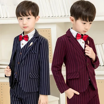Костюм в полоску для мальчиков, комплект из трех предметов (куртка + брюки + жилет), новая модная одежда для официальных мероприятий высокого класса 2023 года.