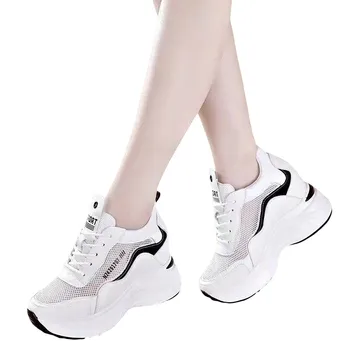 Женская повседневная обувь на плоской платформе, Дышащая обувь для ходьбы и бега, Вулканизированная обувь, женские кроссовки на плоской подошве со шнуровкой с круглым носком,