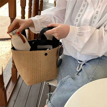 Летние женские трендовые соломенные сумки Новые популярные сумки хитового цвета 2022 Дизайнерская однотонная сумка-тоут
