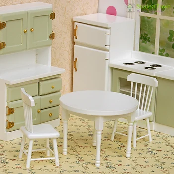 Миниатюрная мебель для кукольного домика в масштабе 1:12 Круглый Белый Деревянный Кухонный обеденный стол и набор из 2 стульев Модель для декора сада