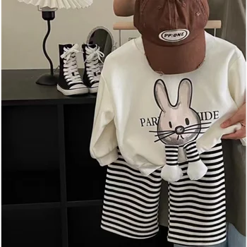 2023 Новый Корейский детский повседневный комплект с мультяшным кроликом, толстовка с капюшоном и штаны в полоску для девочек, комплект из двух предметов, одежда для девочек от 2 до 8 лет