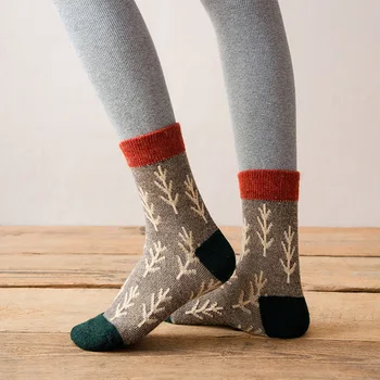 Осенние и Зимние Рождественские подарки, Корейские Сладкие носки-трубочки Kawaii, Японские носки Harajuku в стиле ретро, шерстяные Утолщенные Теплые носки Gg Для женщин