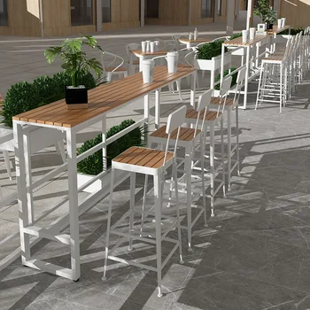 Кофейня Уличный пластиковый деревянный барный стол, стул, барный балкон, уличный железный белый длинный стол на высоких ножках. уличная мебель для патио