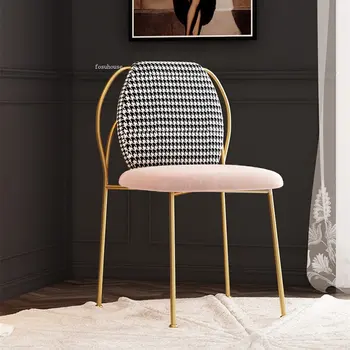 Современные обеденные стулья из кованого железа для ресторана, обеденные стулья для дома Со спинкой, легкое роскошное креативное кресло для макияжа в спальне